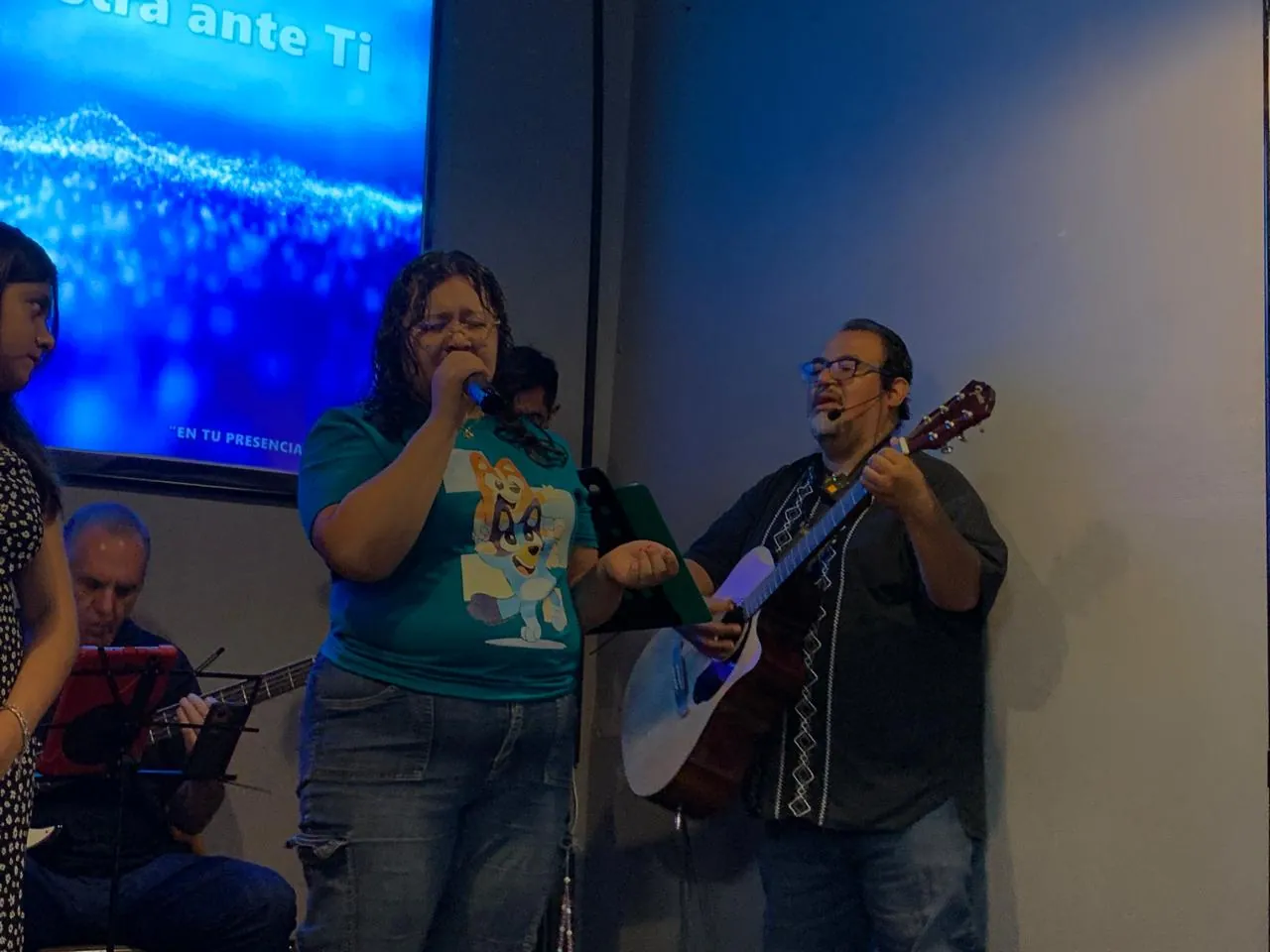 Integrantes del Ministerio de Alabanza